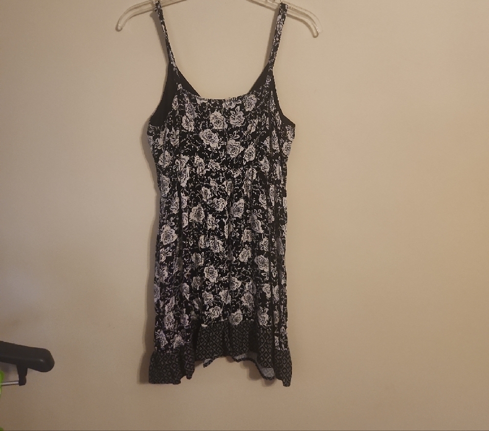 Lily Rose Black and White Floral Mini Dress - Picture 3 of 5